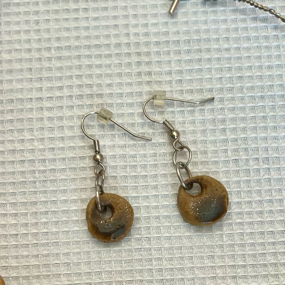 ⚜️HAND CRAFTED Jewelry Set:Mixed-Media Fleur-De-Lis Bauble Necklace & Earrings - Picture 4 of 4
